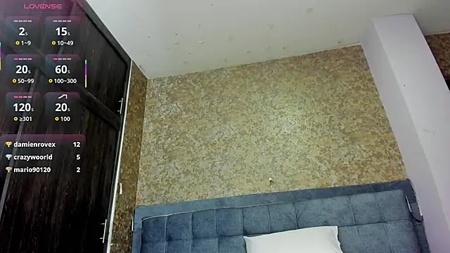 IsaSkinny webcam