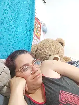 karlythoth@xh webcam