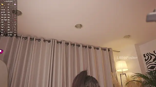 Lilithfosterr webcam
