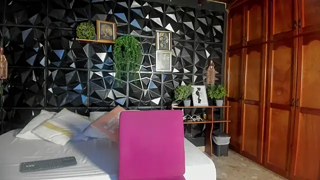 elliot_colton webcam
