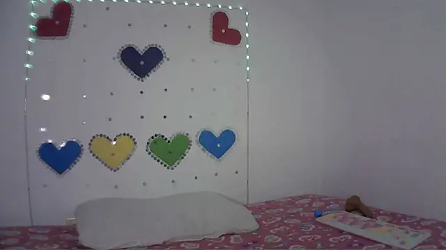 Mia_Suarez7 webcam