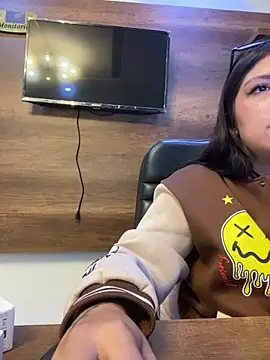 emiiross webcam