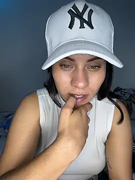 NaomiBDSM webcam