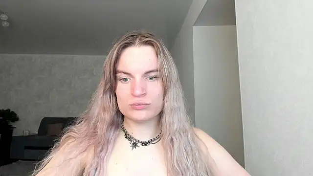 milliKira006 webcam