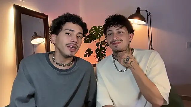 Noah_and_Steven webcam