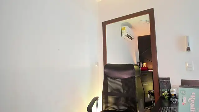 Karlagonzales_ webcam