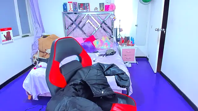 Luna_Analya webcam
