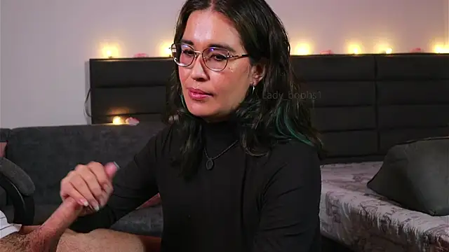 kathieandpovcock1 webcam