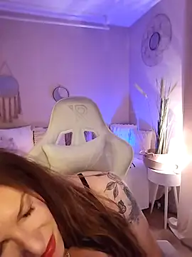 Luna_Kitanna webcam