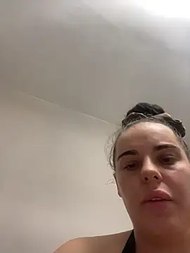 Kinkycouple142 webcam