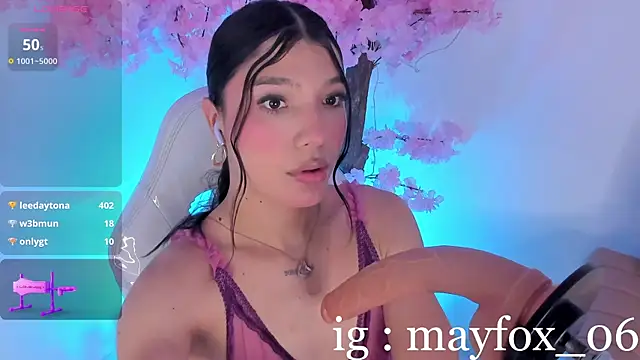 May_Fox_ live sex cam