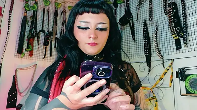 Agatha_BDSM webcam
