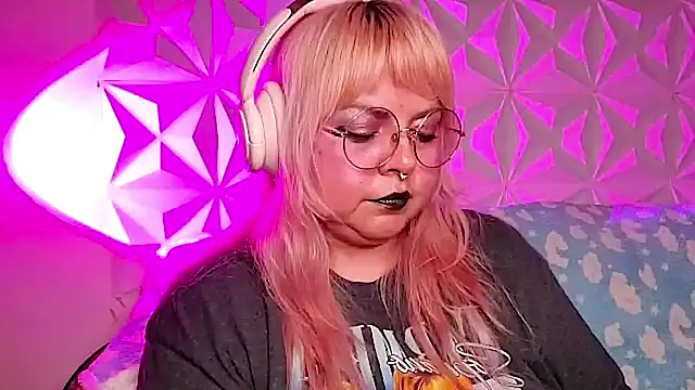 Satyn_doll webcam