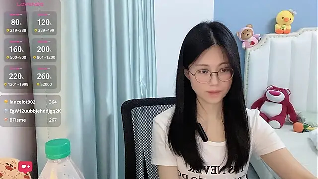 美女Luna-666在线直播