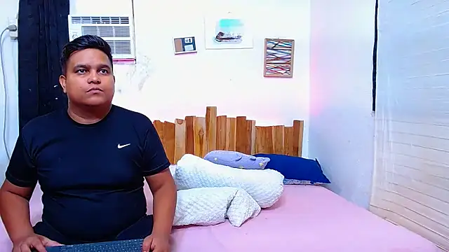lucasandSofi webcam