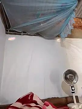 BigAss-69 webcam