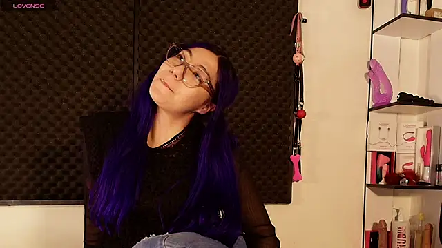 karlamoon23 webcam