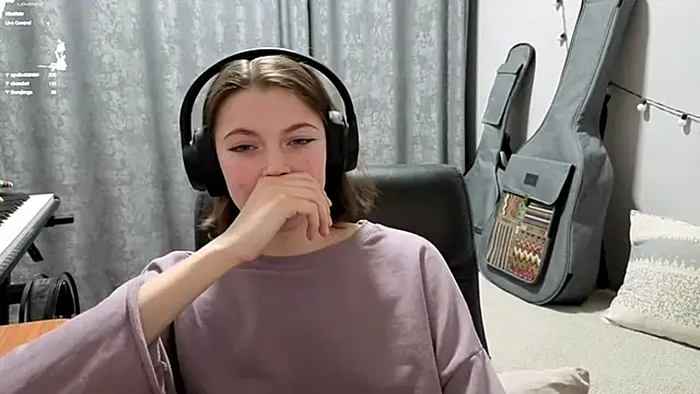 CutieAnny webcam