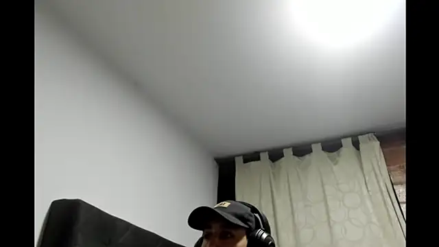coolfriki webcam