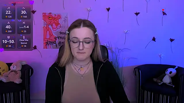 luna_berryy webcam