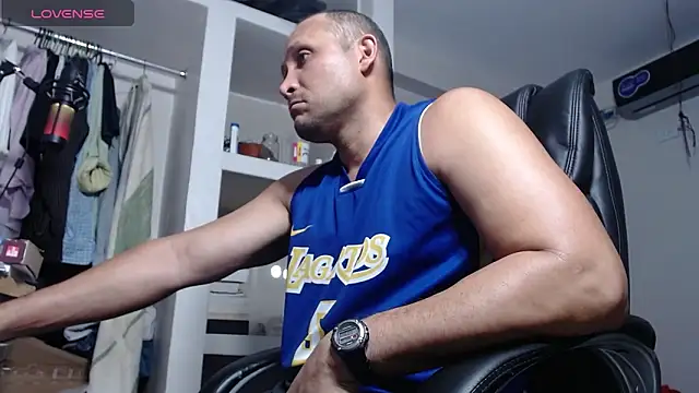 lewislamxxx_hot