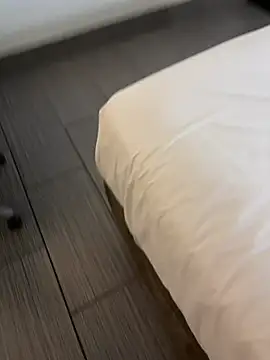 TiffaneyLove webcam