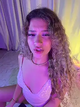 Melina-Smith webcam