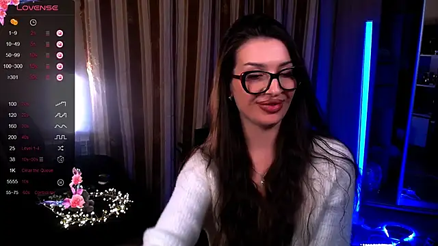 Laura_Bess webcam