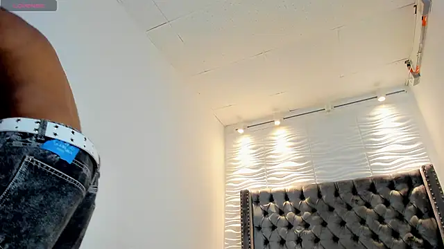nero_reyd webcam