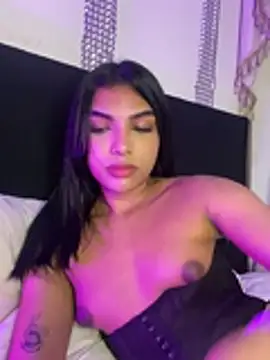 VeronicaSaenzx webcam