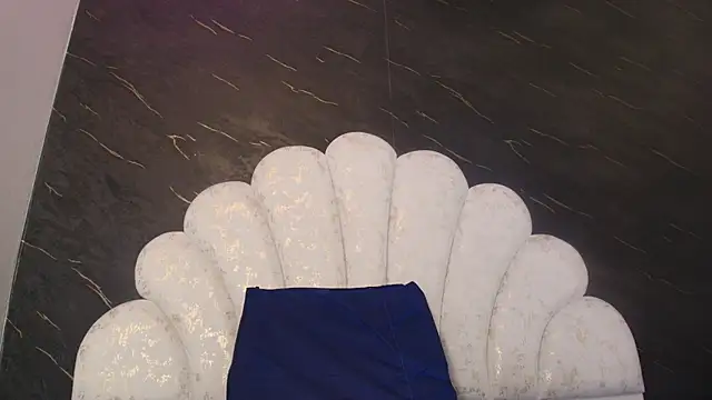 kissme_luna webcam
