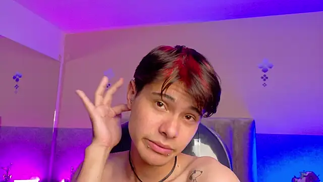 Derek_Sinn webcam