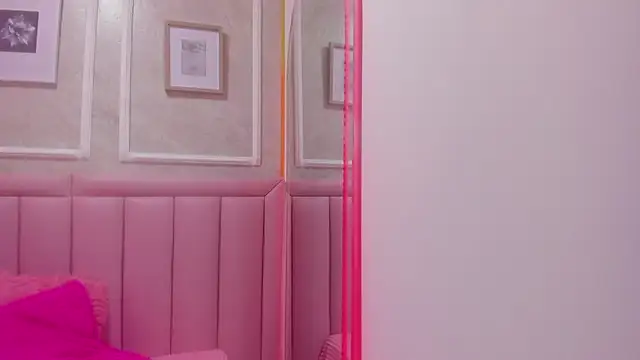 Raven_love webcam