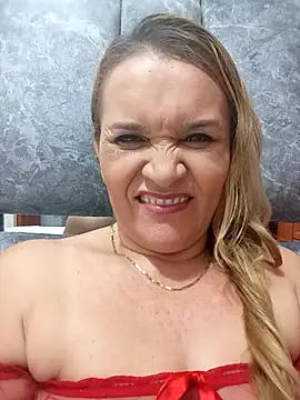 charlotte_milf30 webcam