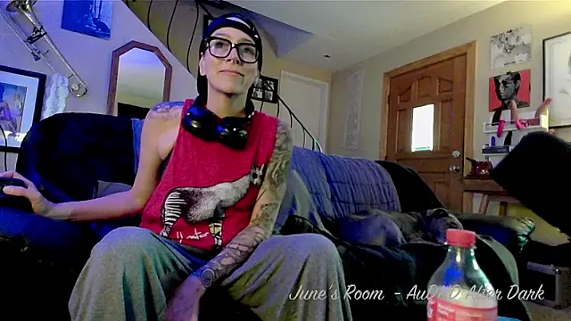 juneafterhours webcam