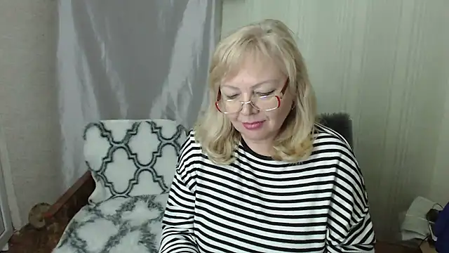 LavandaMay webcam