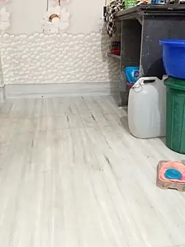 BongQueen9 webcam