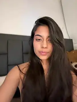 Webcam Model (Galena_)  is live.Free join now!