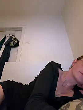 jannis1992 (F young) - Supries me use menu
