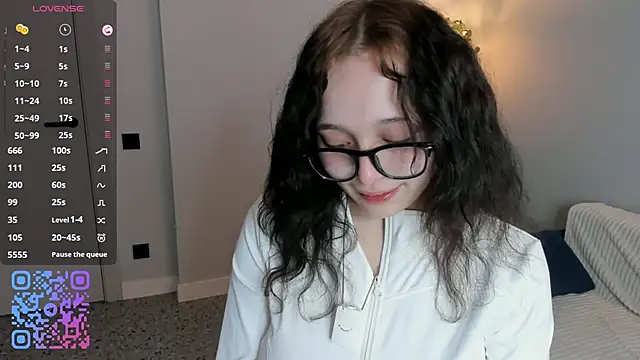 HannaHayles from StripChat is Freechat