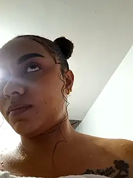 curly_girl_31 webcam