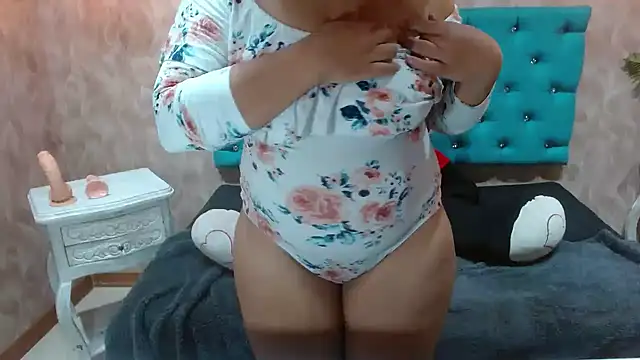 KeniaLovex webcam