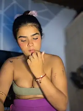 Kaily_Sweet16 webcam