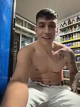 OliverWest04 webcam