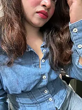 riya_sharma11 webcam