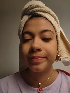NefertitiXO webcam