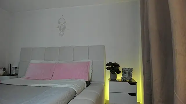 Ori_valentina webcam