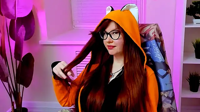CarolGiggly webcam