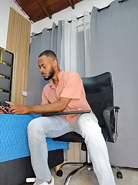 Oliver_bigblack_cock live sex cam