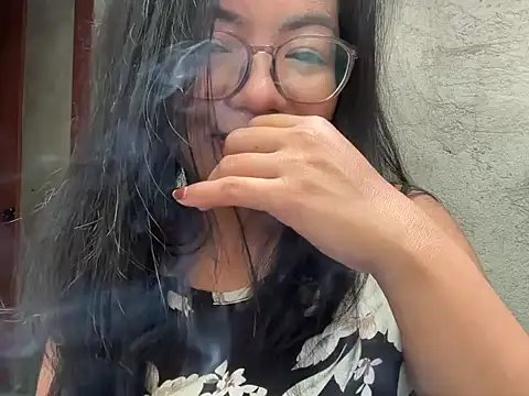 asian-doll webcam